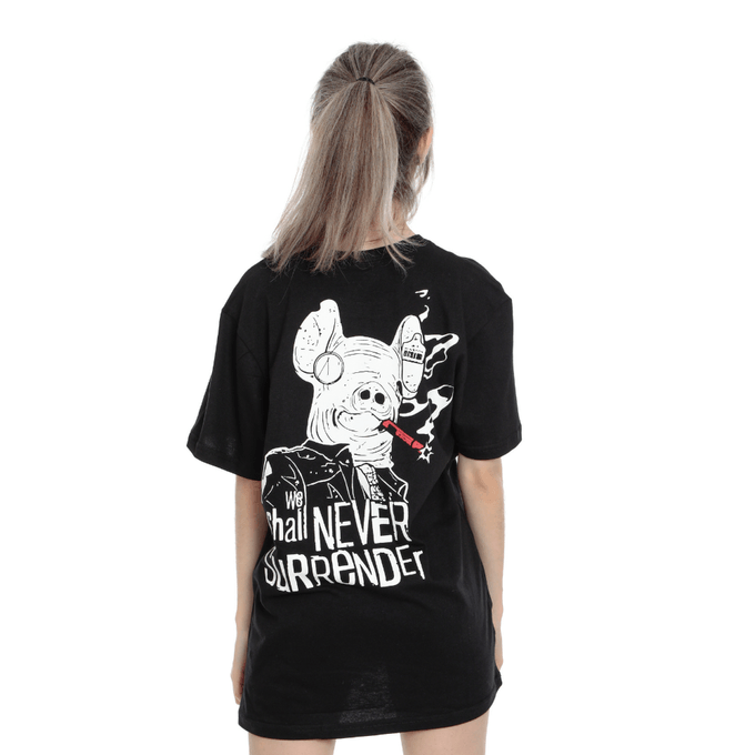 camiseta-never-surrender-masculina-watch-dogs-ubisoft-pret-13746-costas