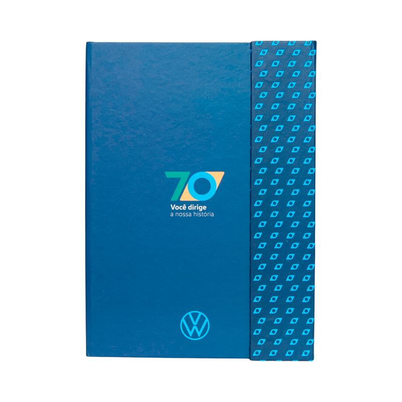 81809_CADERNO-TRADITION--70-ANOS-VOLKSWAGEN 81809_CADERNO-TRADITION--70-ANOS-VOLKSWAGEN